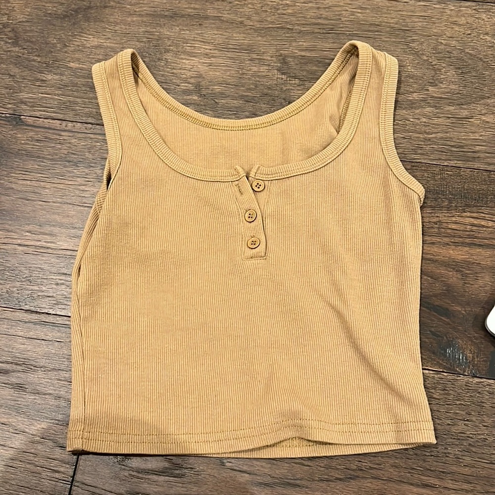 Button up tank
